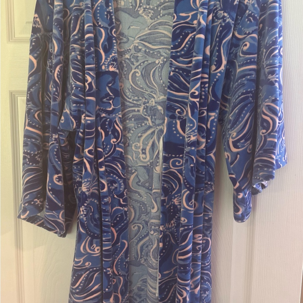 Lilly Pulitzer NWOT ROBE